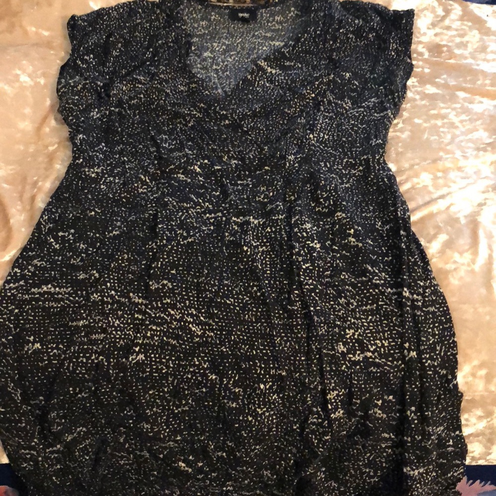 Formal or to go out dress